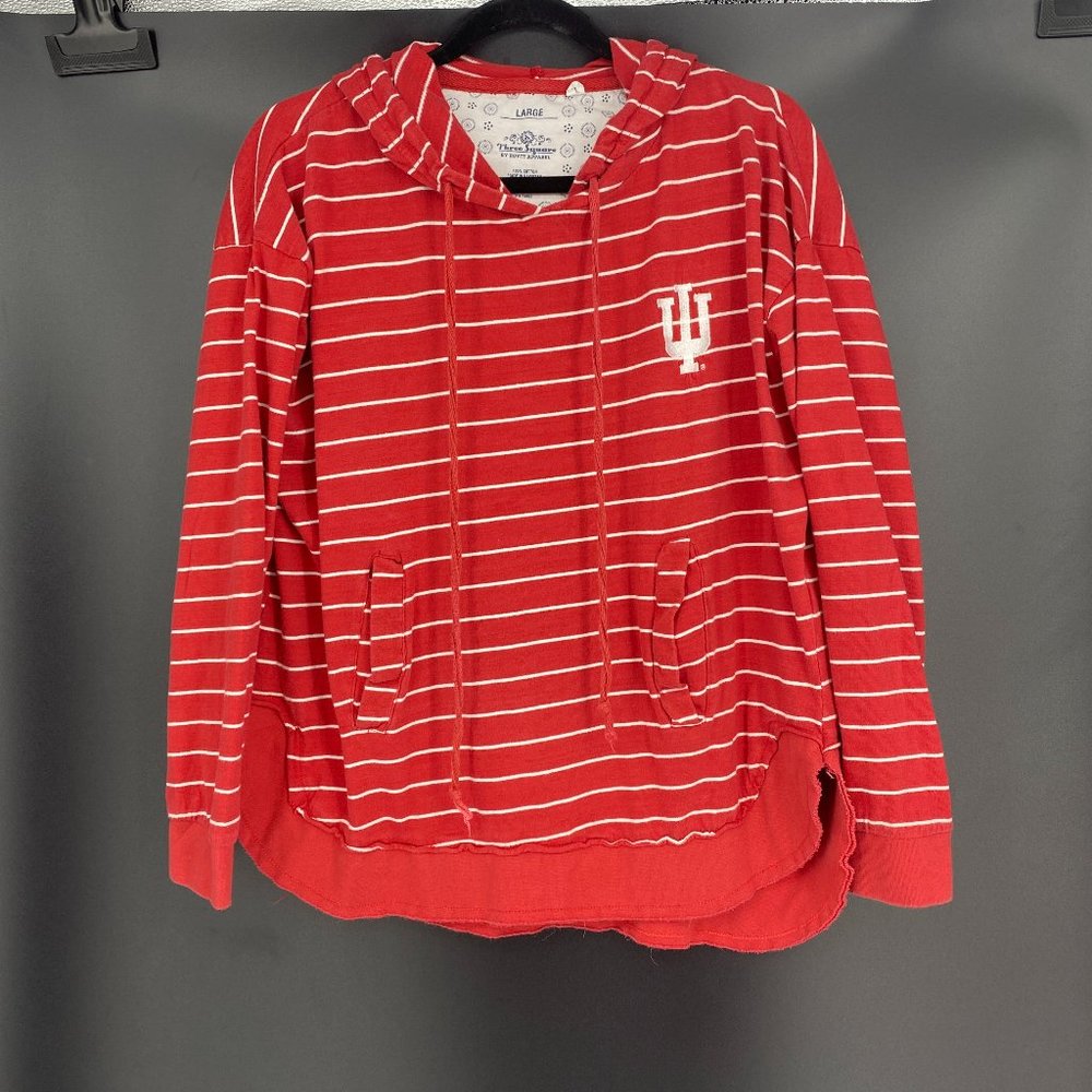 iU hoodie - Size L.
